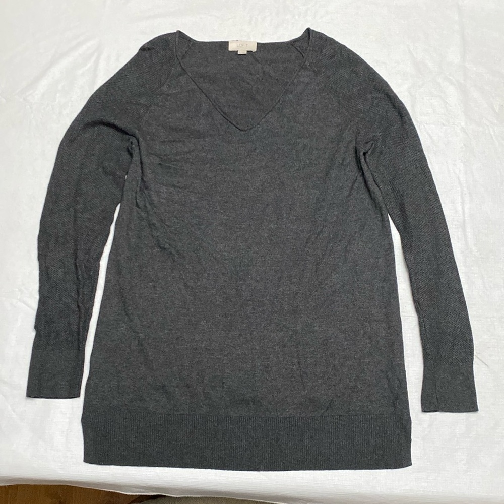 Dark grey knitted lightweight long sleeved v neck shirt by Loft good condition